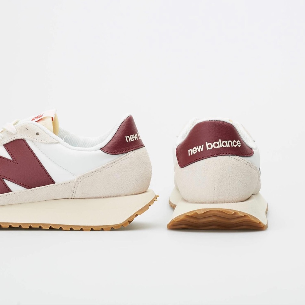 New Balance 237 Moonbeam / Burgundy Retro Running Shoes / Sneakers - Picture 4 of 12